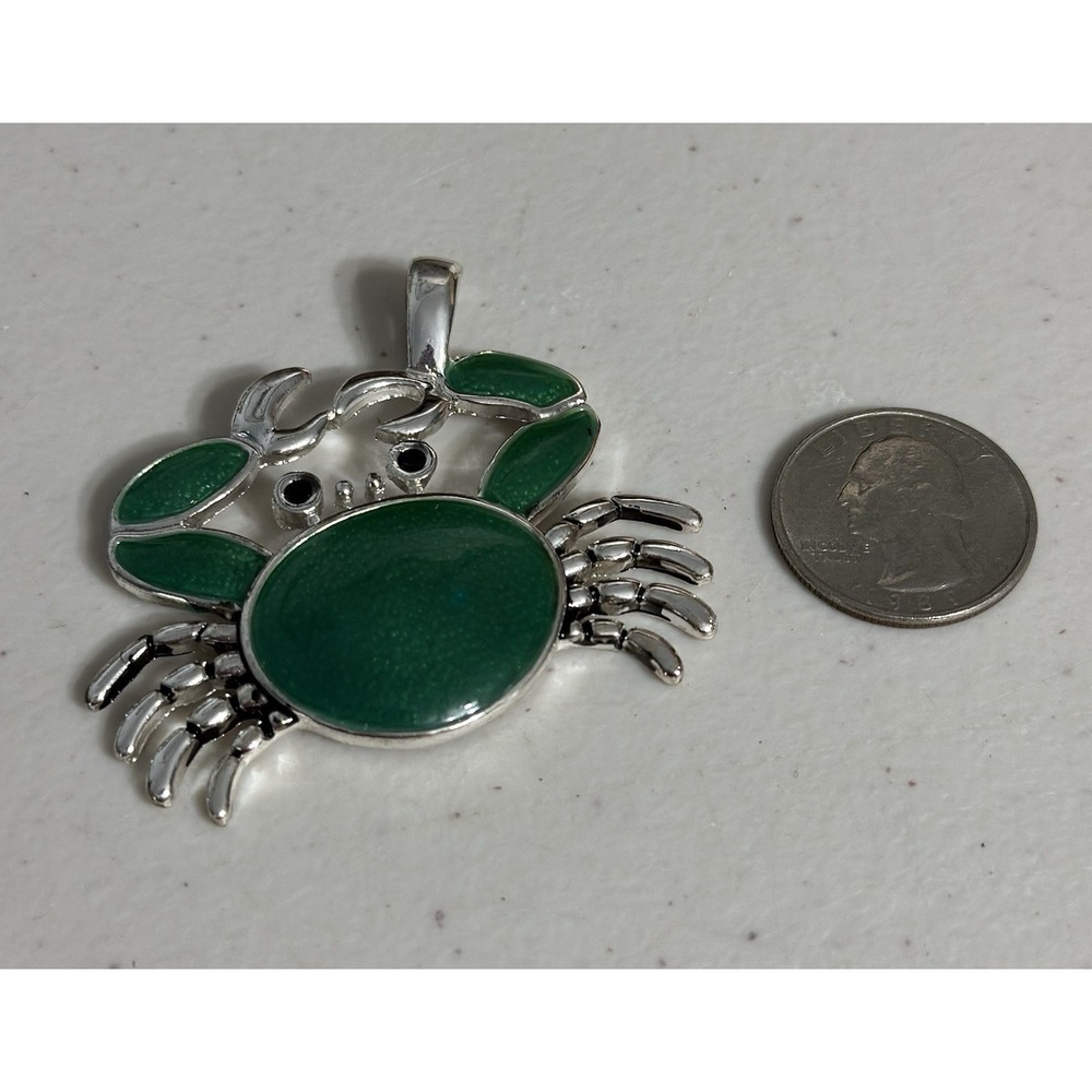 Green Enamel Crab Pendant Silver Tone Beach Nautical Ocean Sea Charm Large NEW - Picture 5 of 5